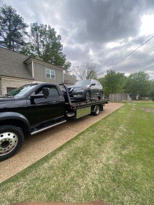 Flatbed alTowing Service in Germantown TN vehicle was stuck in park