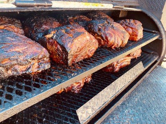 Shady's smoker loaded down with great tasting pork butts.