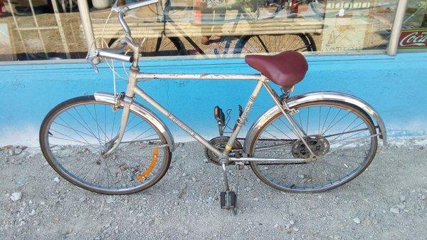 Vintage Ross Eurotour Bicycle $95