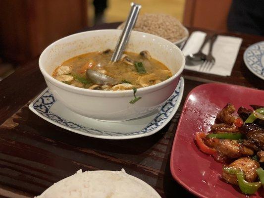 Tom yum chicken