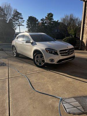 Mercedes GLA - Standard Detail Package