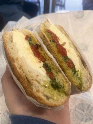 Mozzarella, tomato, basil pesto sandwich