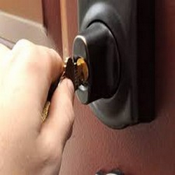 Locksmith in Racine, WI