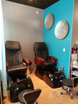 Massage Pedicure Chairs with Changing Lights!