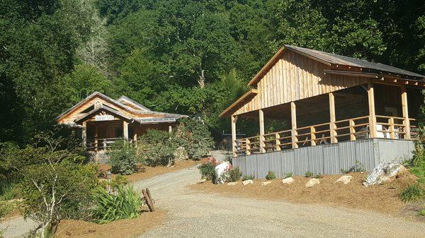 Room abounds, with another barn style seating area. You will be sure to have plenty of space for all your guests.