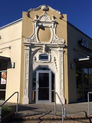 Is this an awesome storefront or what?!fits the area, with McMenamins Kennedy School just down the street.