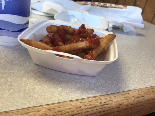 Fries with ketchup