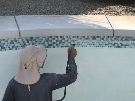 Tile cleaning to get rid of calcium. Palm Springs, CA.