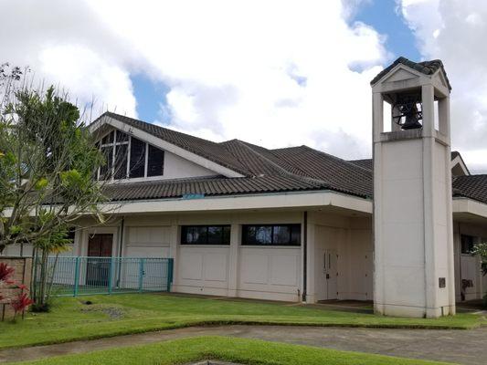 This church only has one bell...