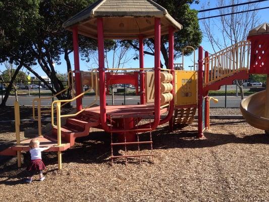 Little kids play structure.