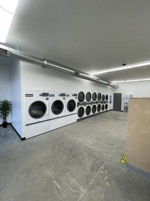 EO Laundromat dryers