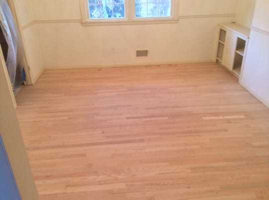 Stripped floor oak