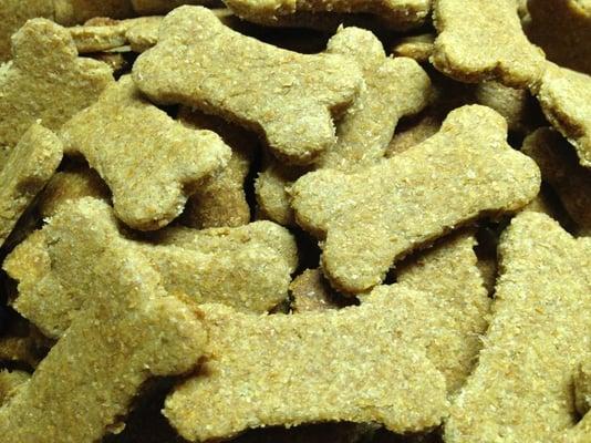 Homemade healthy treats made of peanut butter and honey.  A delicious thin and flaky treat, perfect for any breed or age of pup!