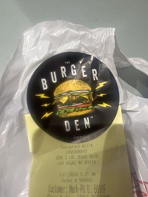 This isn't burger den it's DENNY's. I'm vegan Denny don't sell or prepare vegan food. They use the same grill for everything!