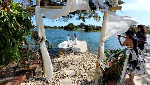 Save on your wedding venue