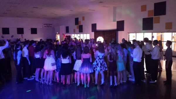 Jr. High School circle dance