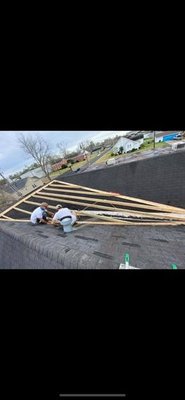 Top Notch Roofing & Construction