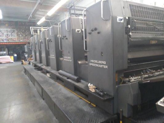 Heidelberg Speedmaster For 4-Color Process Printing