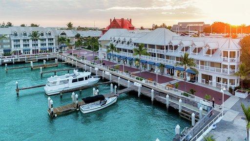 Sunset Waterfront Shoppes located at Margaritaville Resort & Marina