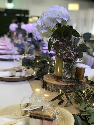 Beautiful table setting. Let's bring your vision to live and host a magnificent event!