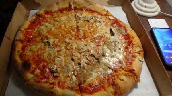 Large Pie - Onions & Mushrooms