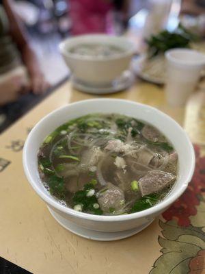 Deluxe pho