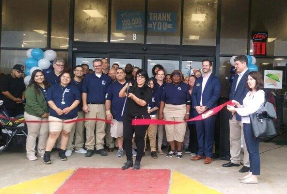 Shout out to Austin Goodwill Lamar Oaks. Congratulations on your GRAND OPENING! The team is beyond amazing and the space is gorgeous!