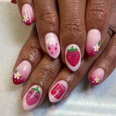 Strawberry theme detailed gel mani