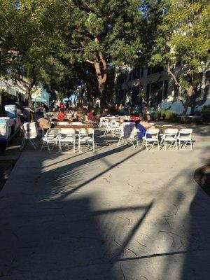 Corporate Sponsor Volunteers breakfast area