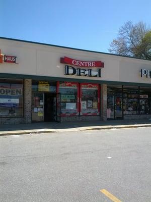 The storefront of Centre Deli in Chelmsford MA