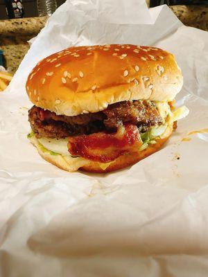 #6 DOUBLE BACON CHEESEBURGER - so good!