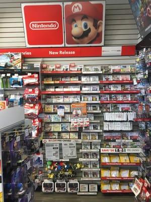 Pretty good selection of pre-owned and new Nintendo games.