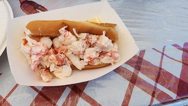 Lobster roll