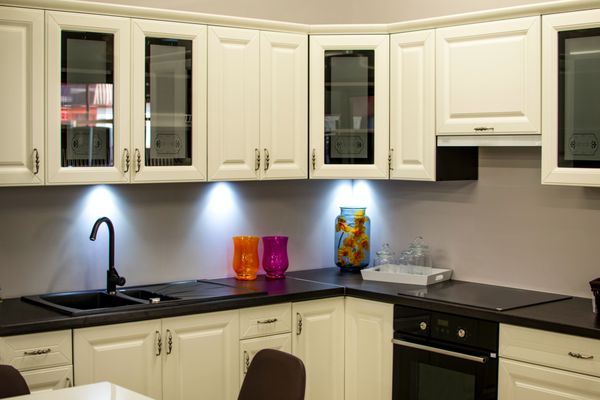 a clean & organized kitchen