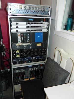 Analog and digital outboard gear rack!