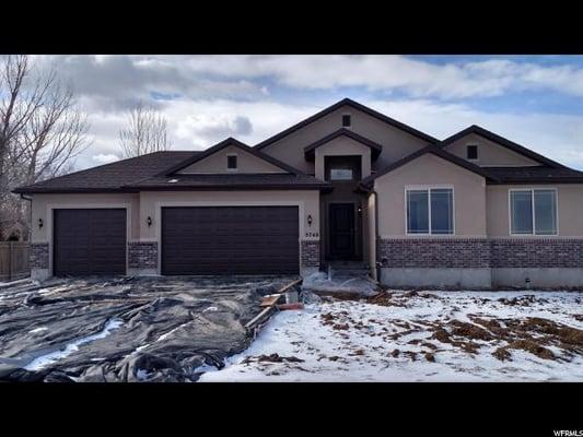 Closed on this beautiful new construction home in West Valley, Ut. Thank you Abel Martinez for your trust!