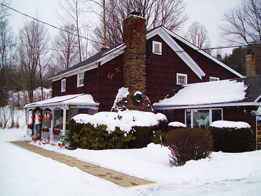 Cave Mountain Motel in the winter