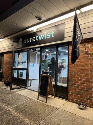 Pure Twist storefront