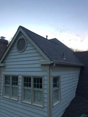 Finished gable with Architectural asphalt shingle