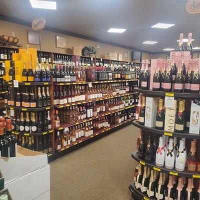 McHenry Beverage Shoppe