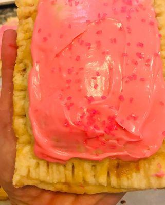 Strawberry pop tarts