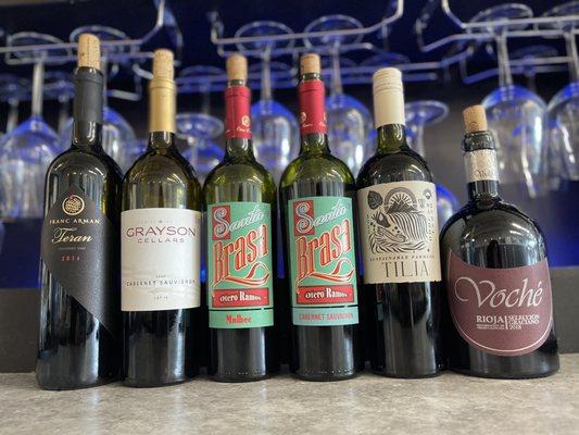 Unique Wine selection from family vineyards around the world