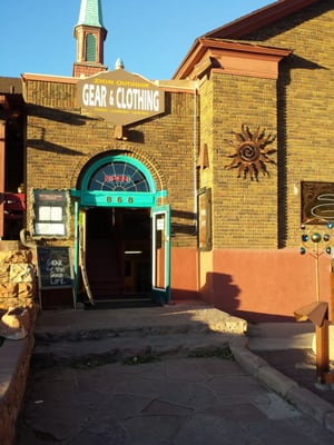 Zion Outdoor entrance.  Next to Zion Pizza & Noodles (which is just so-so).