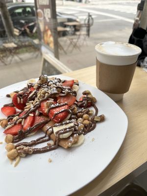 Banana, strawberry, mixed nuts crepe