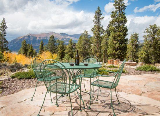 Amazing views of Elbert and a grove of colorful aspen await guests at the Wolf Den.