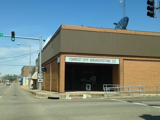 2013-04-06; Corner of Washington & Broadway [Hwy 70], Forrest City AR