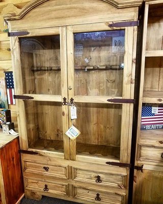 Gun Cabinet W/ 4 Drawers - No Star ( holds 8 guns)