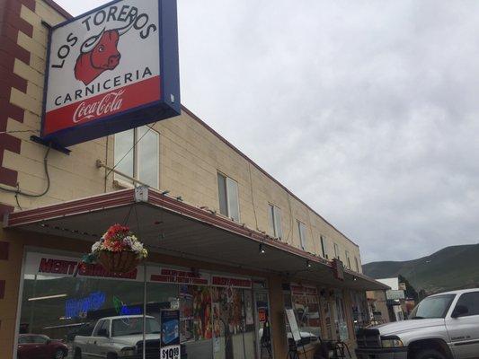 Tienda Y Carniceria Los Toreros