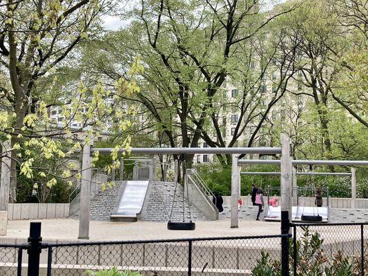 East 72nd Street Playground