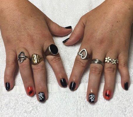 Fun Halloween nails by Kilee